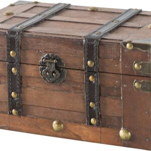 Wooden Storage Chest (Antique Style)